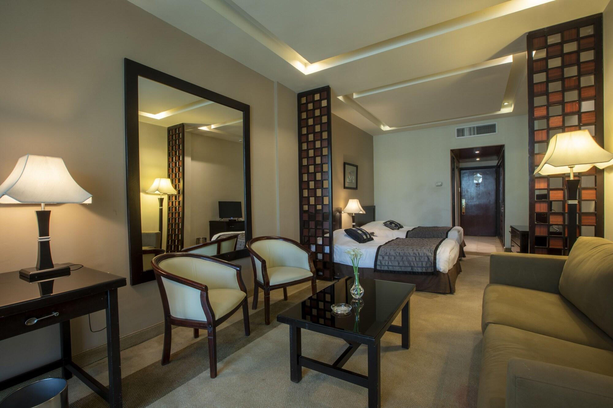 Century Park Hotel Amman Exterior photo