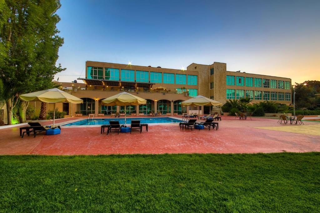 Century Park Hotel Amman Exterior photo